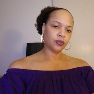 Meet your Posher, Nichole